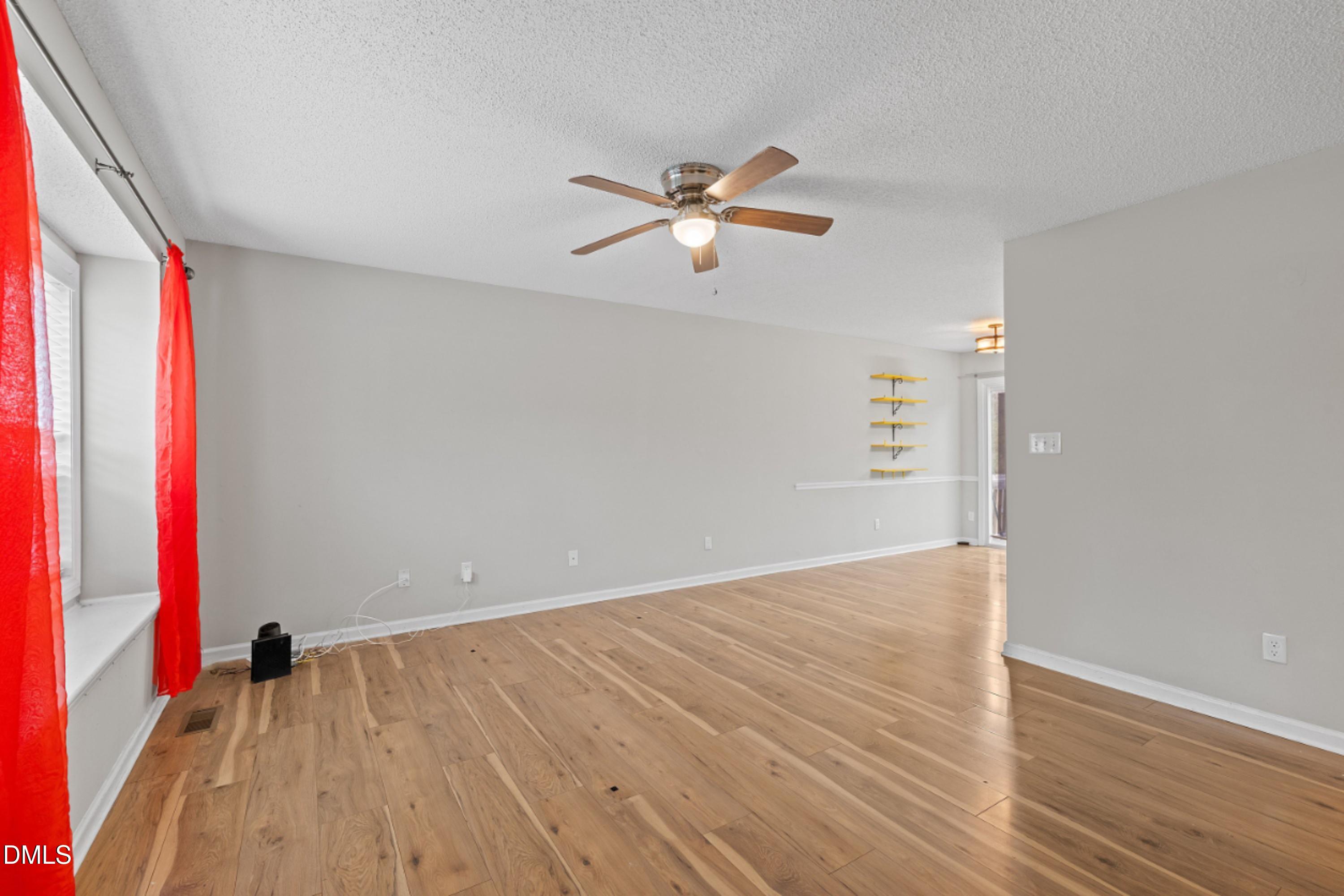 1932 Ranch Mill Circle Raleigh, NC 27610 - Photo 5 of 29 1932 Ranch Mill Cir_4334 (2)