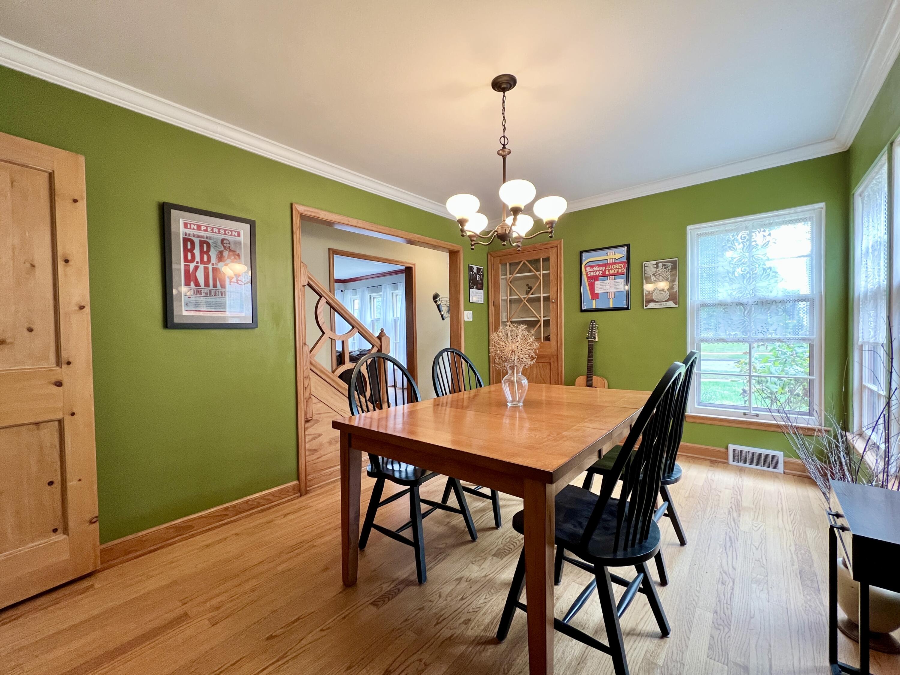 8302 Currie Avenue Wauwatosa, WI 53213 - Photo 21 of 53 0ACD35E9-7CA7-4A0F-A608-66DDFC57380C_1_2