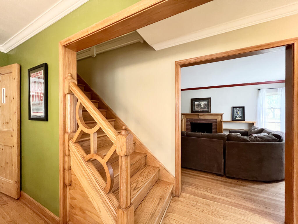 8302 Currie Avenue Wauwatosa, WI 53213 - Photo 22 of 53 9CA46186-4CC5-494F-8F83-584AE531F0F7_1_1