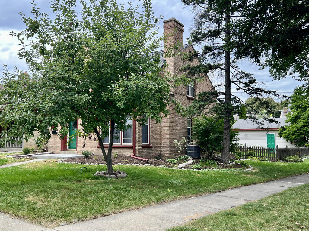 8302 Currie Avenue Wauwatosa, WI 53213 - Photo 52 of 53 9136B7DD-FA1A-4E03-A38E-7201896CFB3C_1_1