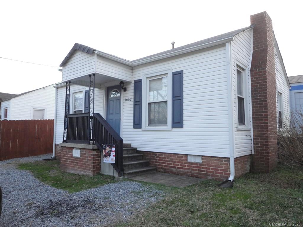 1002 South Ridge Avenue Kannapolis, NC 28083 - Photo 2 of 9 a view of front of a house with a yard