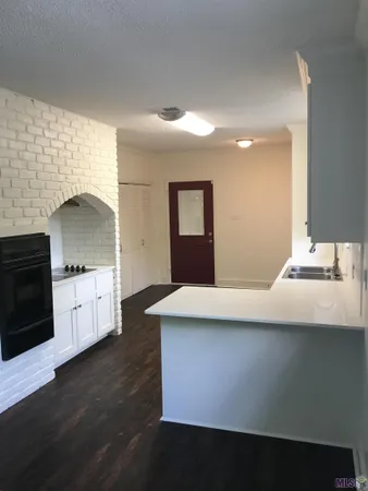 $1,690 | 802 South 18th Street, Baton Rouge, LA 70802