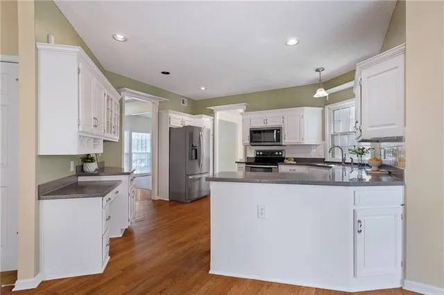 $535,000 | 9139 West 131st Place, Overland Park, KS 66213