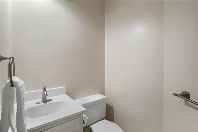 $535,000 | 9139 West 131st Place, Overland Park, KS 66213