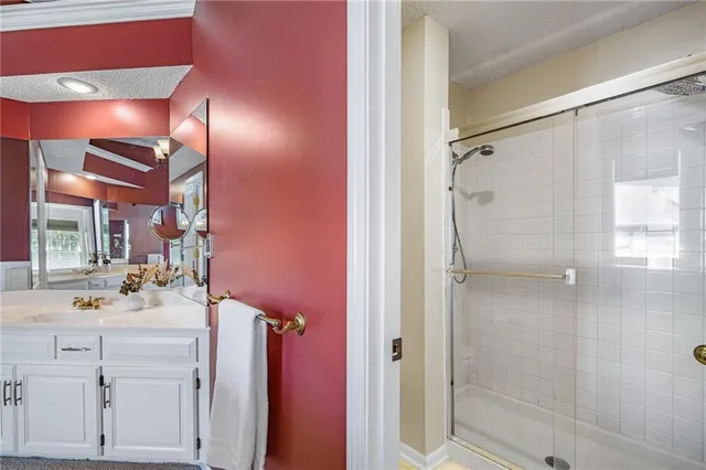 $535,000 | 9139 West 131st Place, Overland Park, KS 66213