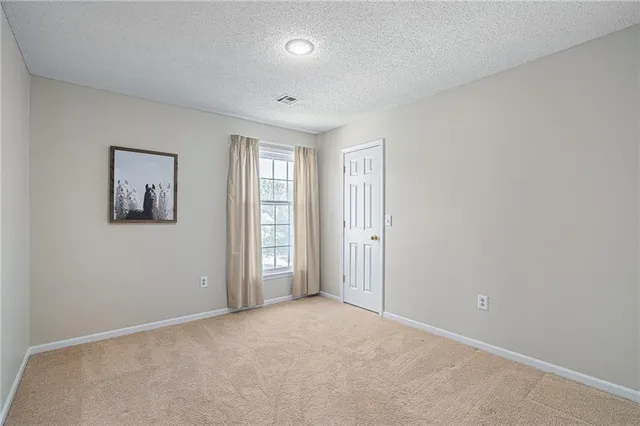 $535,000 | 9139 West 131st Place, Overland Park, KS 66213