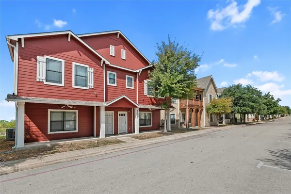 $1,933 | 13011-102 Idledale Drive, San Antonio, TX 78249