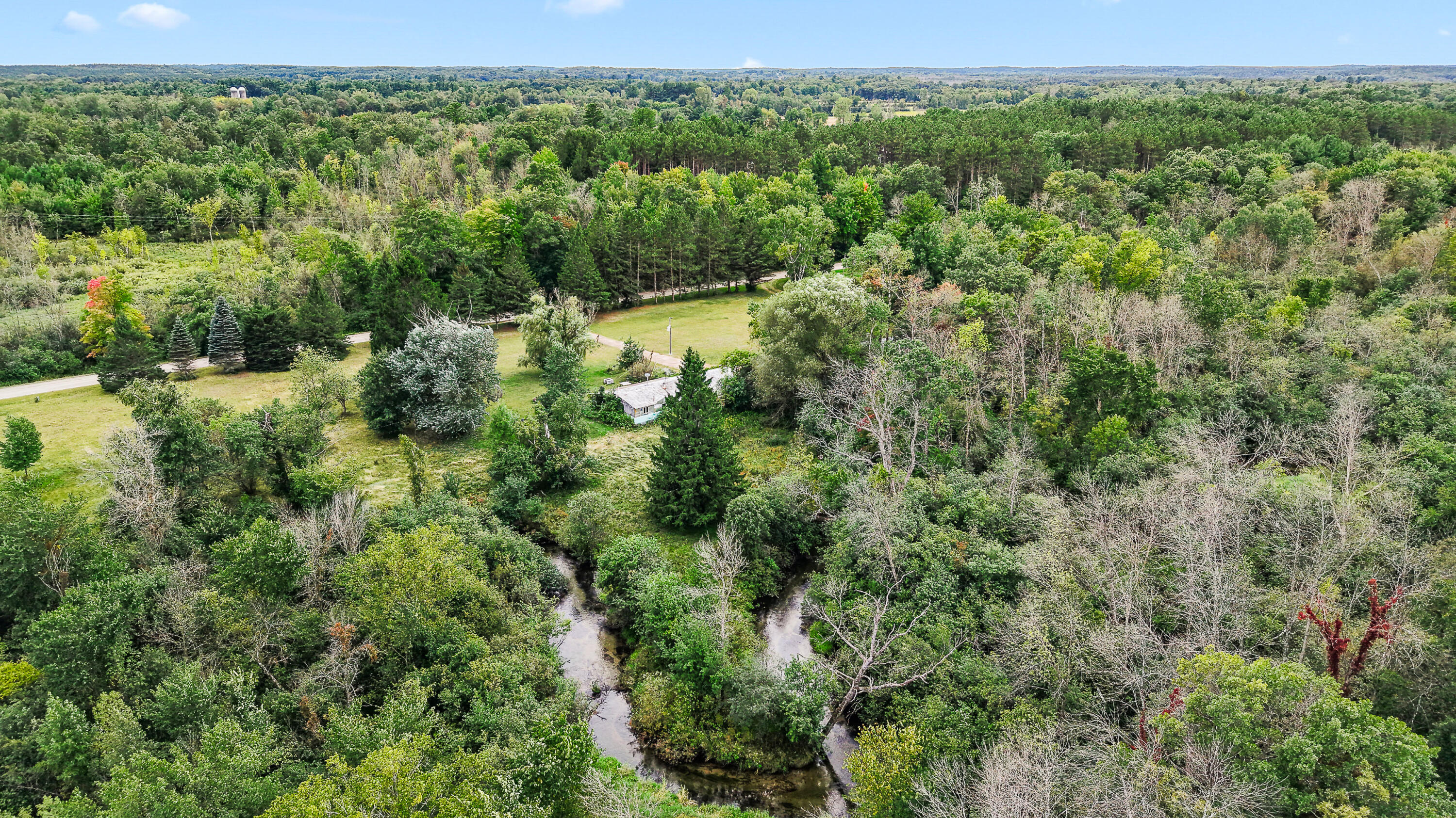 W6344 Aniwa Road Wild Rose, WI 54984 - Photo 18 of 21 DJI_20250905175426_0891_D