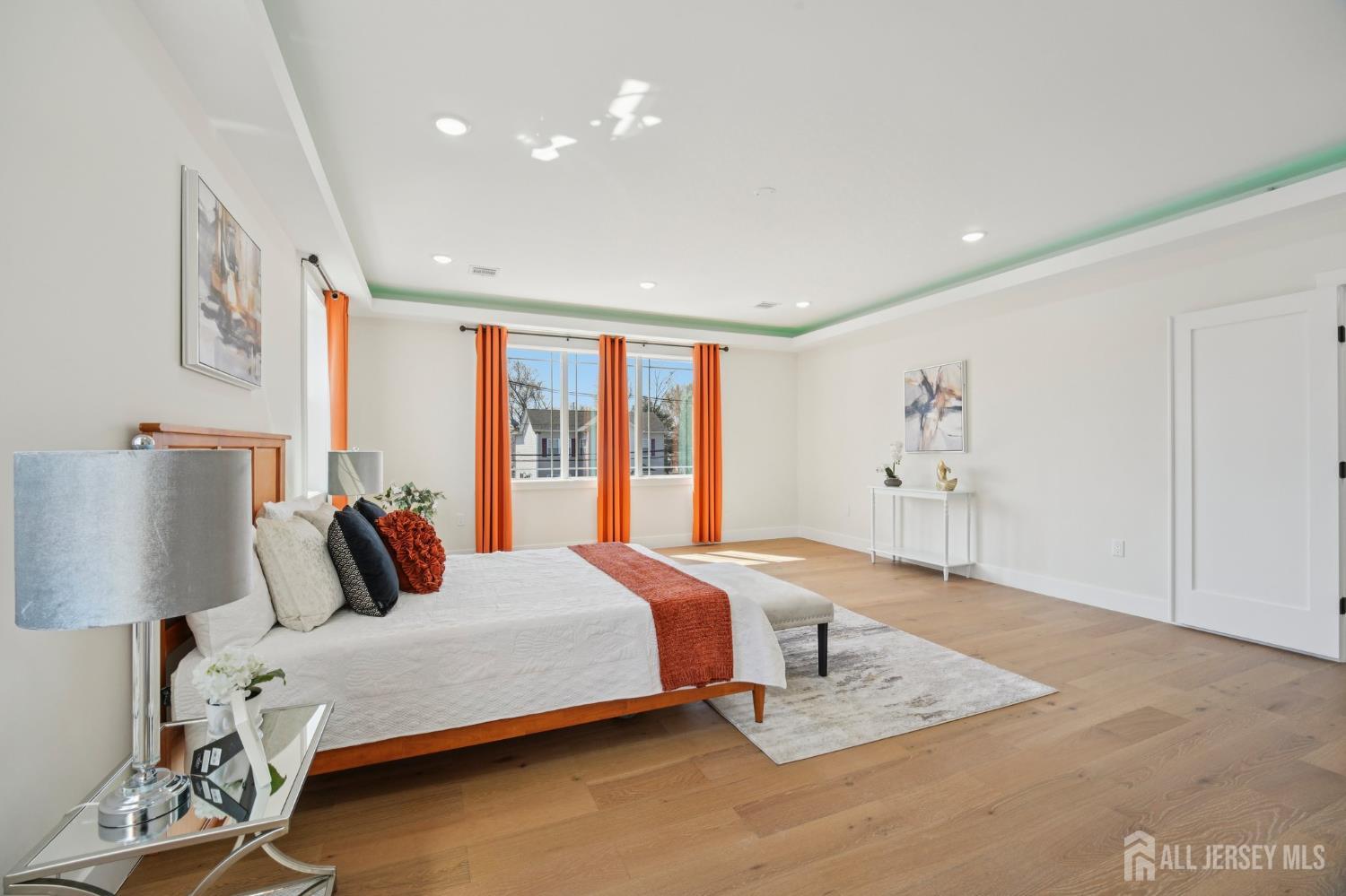 75 Jefferson Boulevard Edison, NJ 08817 - Photo 42 of 75 a bedroom with a bed and lamp