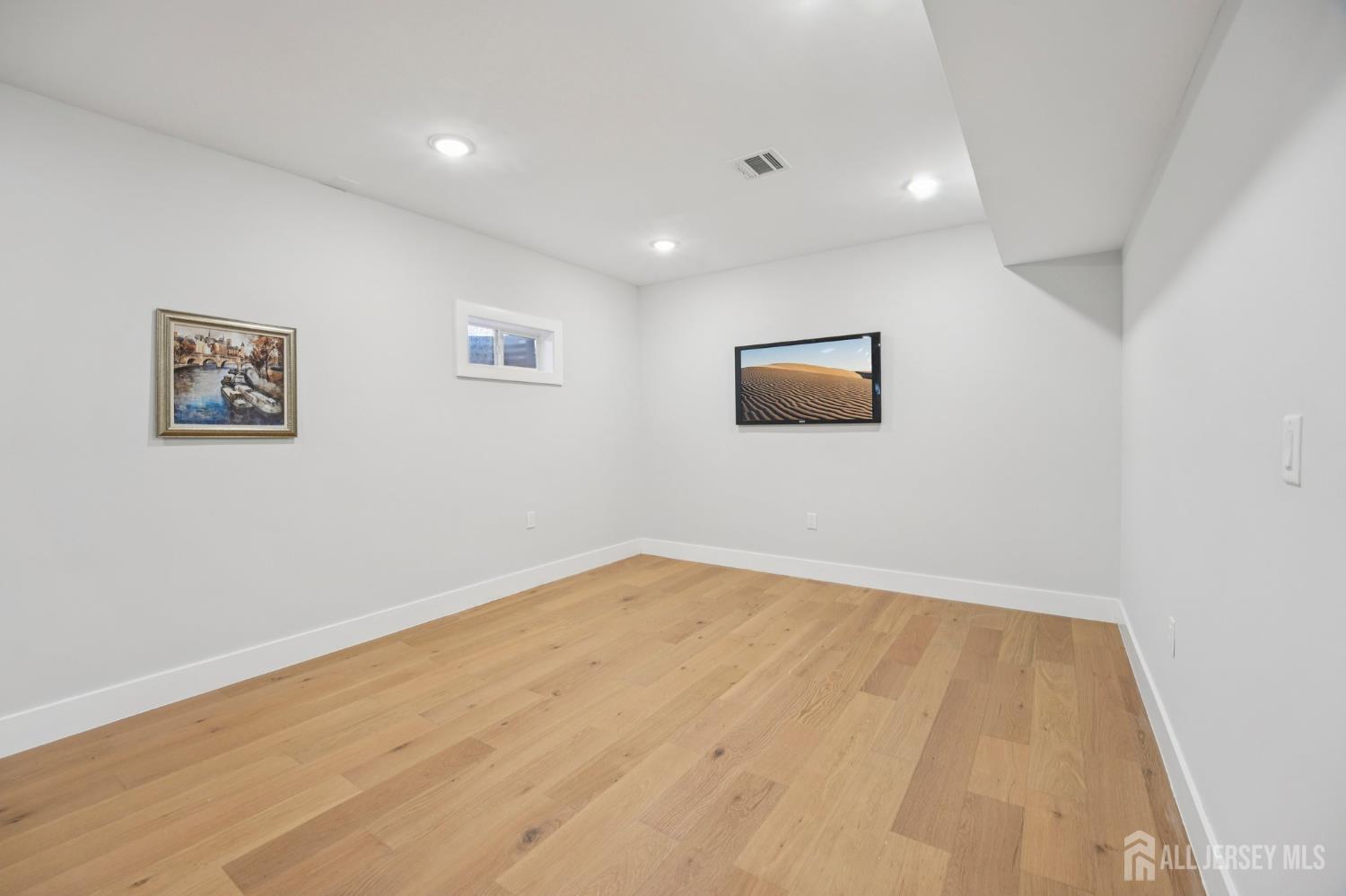 75 Jefferson Boulevard Edison, NJ 08817 - Photo 54 of 75 a view of empty room