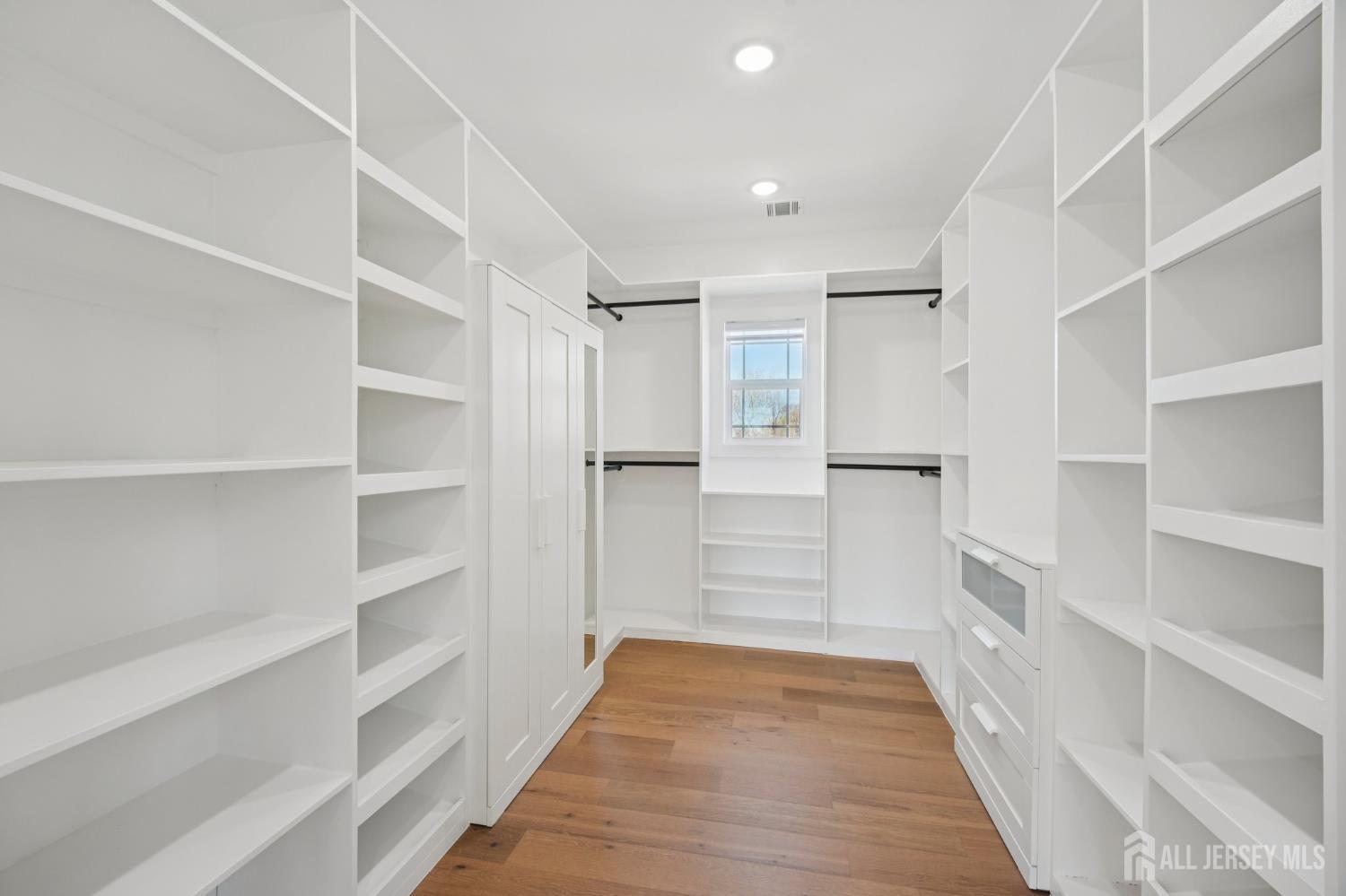 75 Jefferson Boulevard Edison, NJ 08817 - Photo 62 of 75
