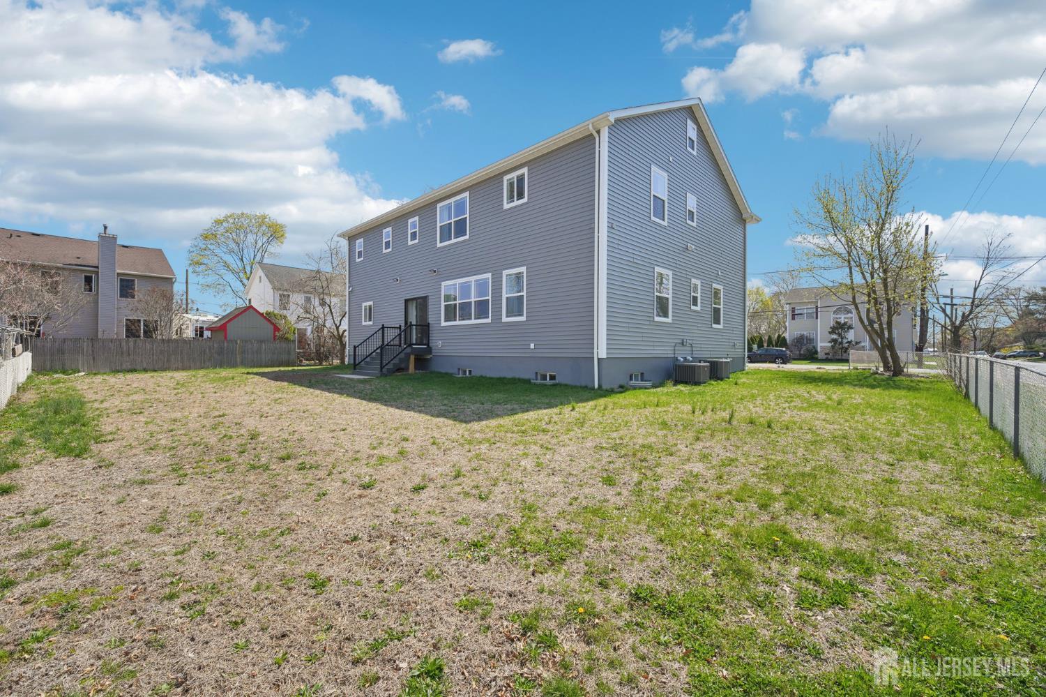 75 Jefferson Boulevard Edison, NJ 08817 - Photo 64 of 75