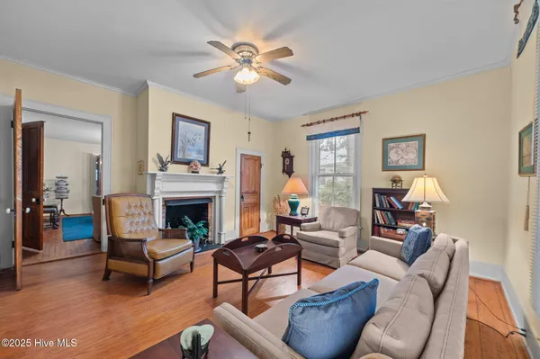 $359,900 | 609 East Main Street, Washington, NC 27889
