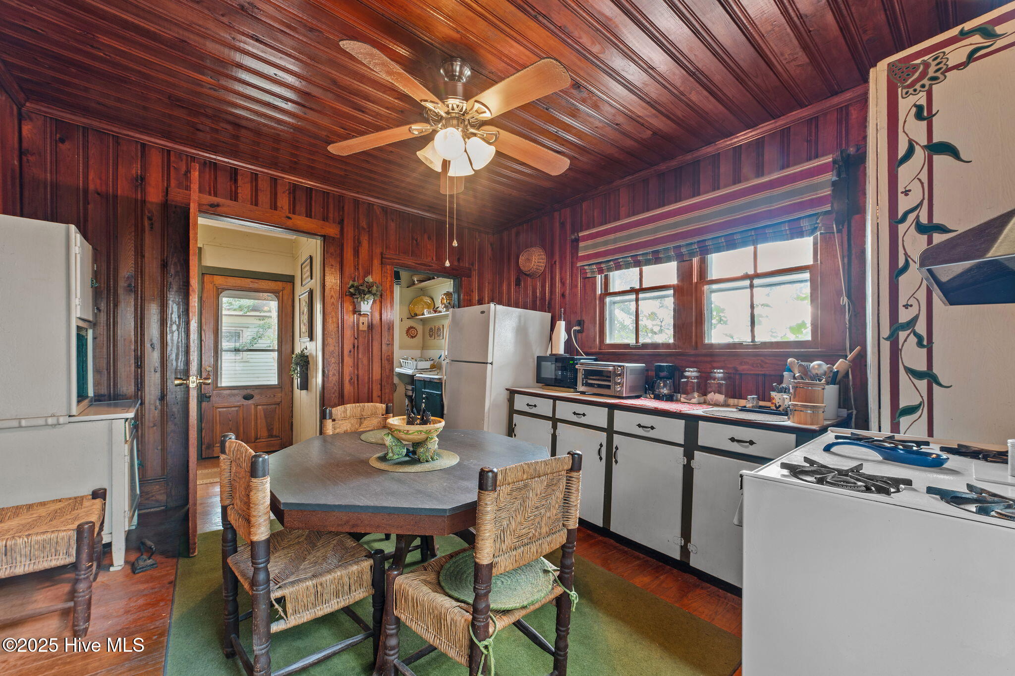 609 East Main Street Washington, NC 27889 - Photo 14 of 52 25-web-or-mls-LHV_6357