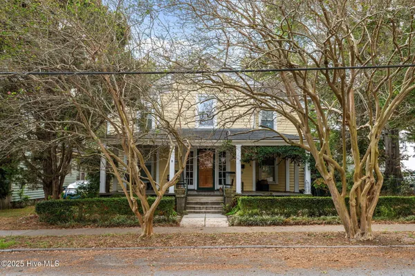 $359,900 | 609 East Main Street, Washington, NC 27889