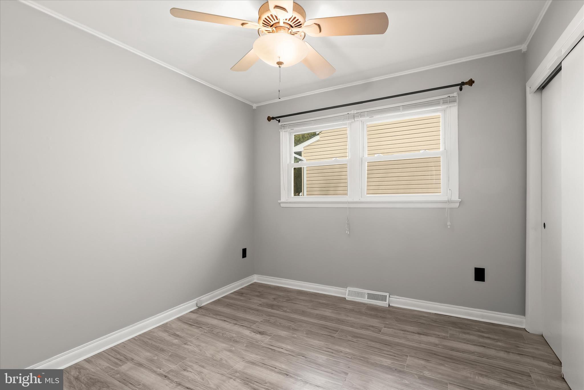 517 Winters Lane Baltimore, MD 21228 - Photo 22 of 44 Bedroom 3