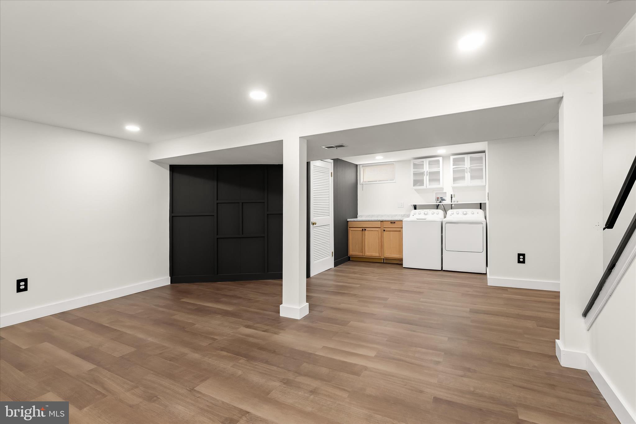 517 Winters Lane Baltimore, MD 21228 - Photo 25 of 44 Family room