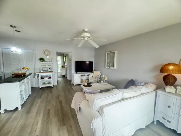 $2,000 | 5505 North Ocean Boulevard, Unit 3205, Ocean Ridge, FL 33435