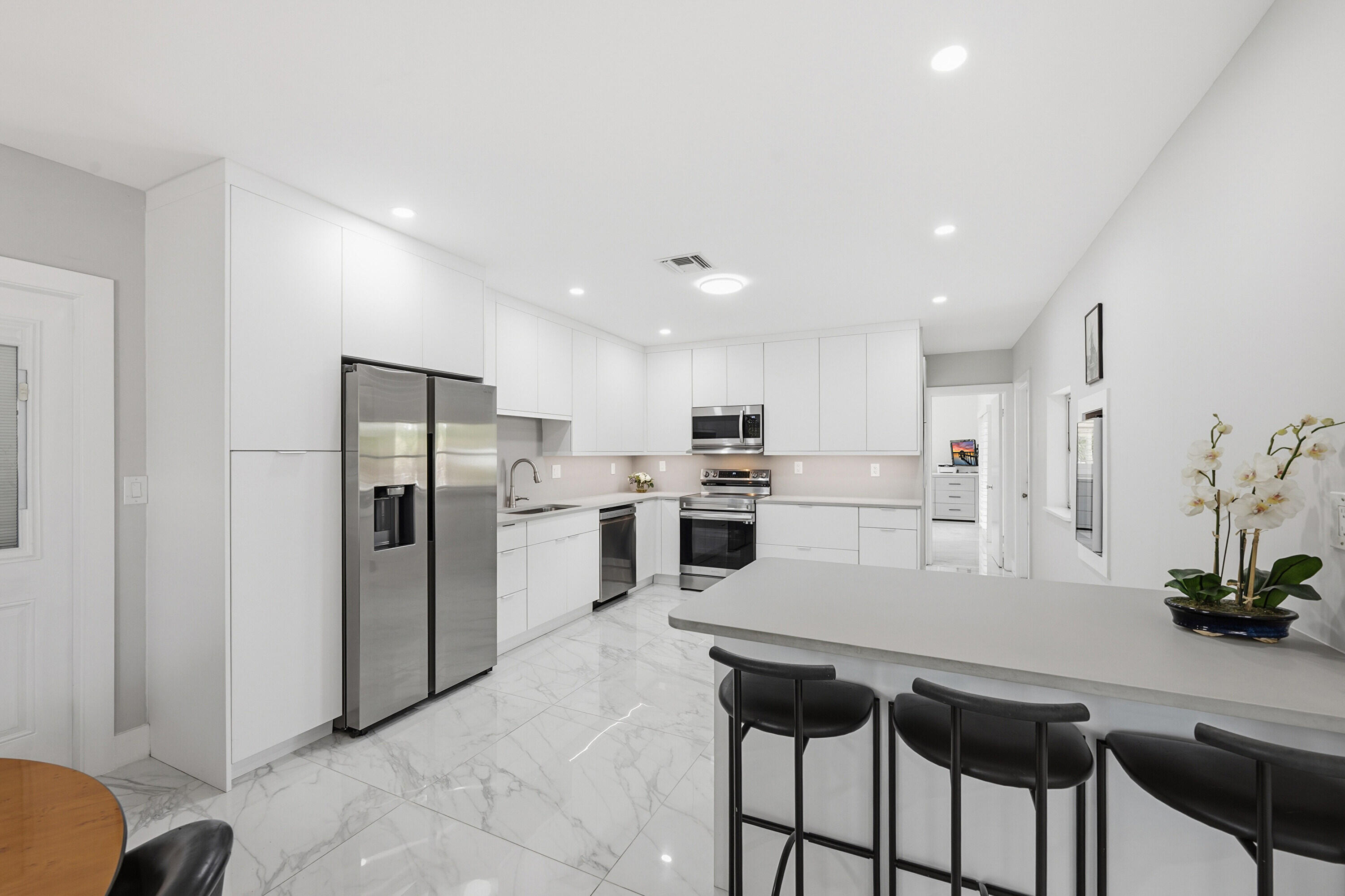 2211 Northeast 32nd Street Lighthouse Point, FL 33064 - Photo 31 of 81 31_dsc_8507