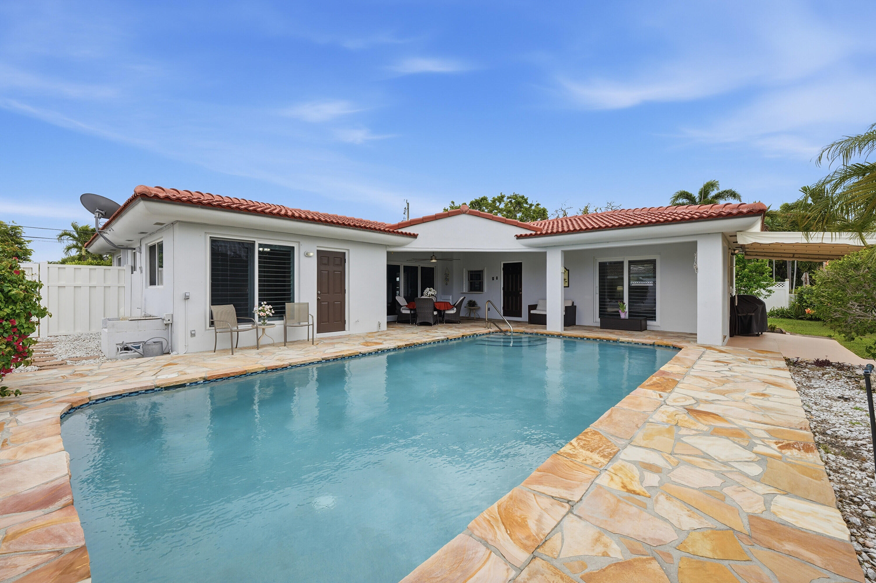 2211 Northeast 32nd Street Lighthouse Point, FL 33064 - Photo 49 of 81 49_dsc_8315