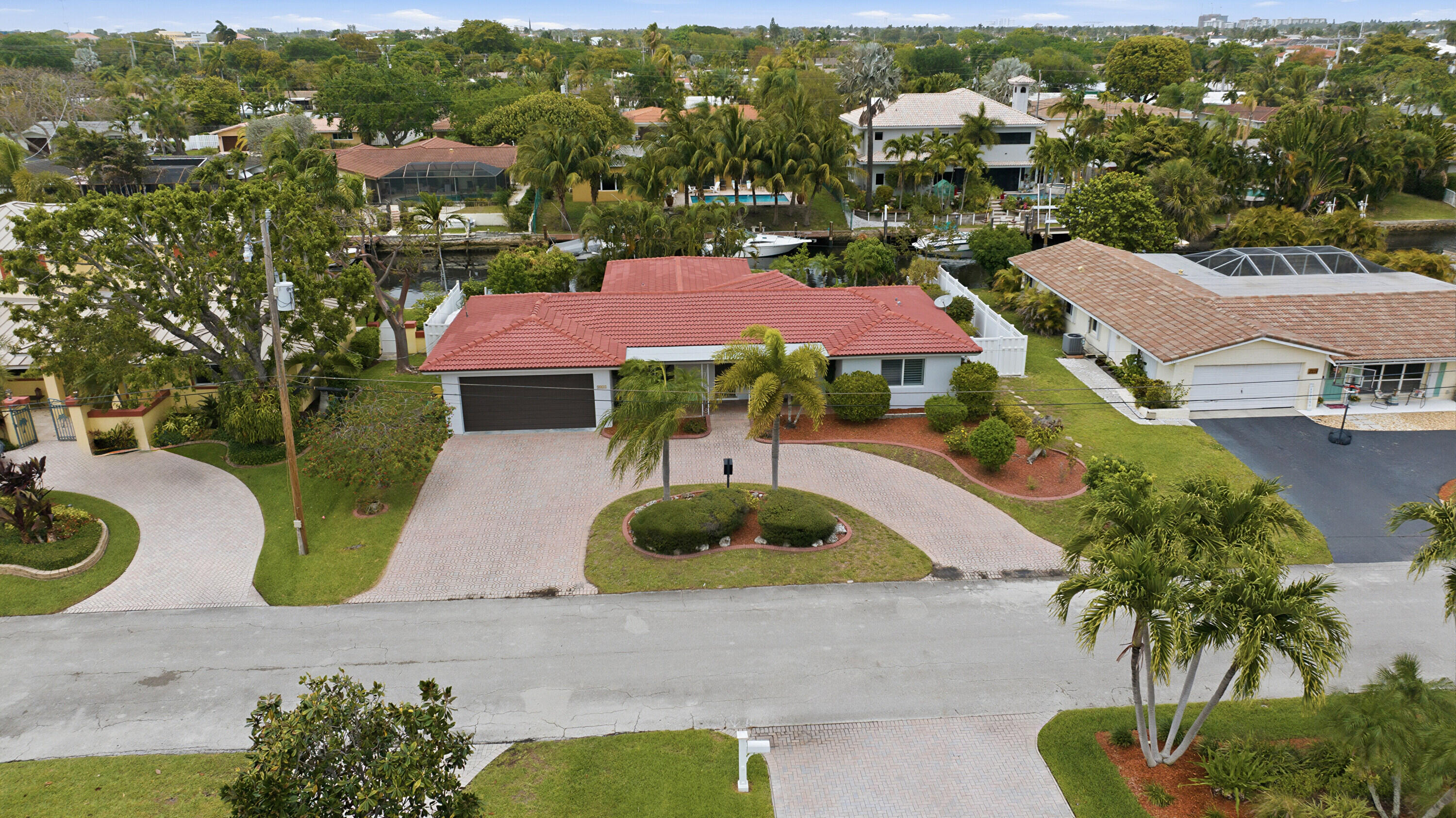 2211 Northeast 32nd Street Lighthouse Point, FL 33064 - Photo 80 of 81 80_dji_20260330142217_0158_d