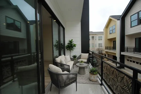 $2,950 | 6312 Illinois Street, Unit C, Houston, TX 77021