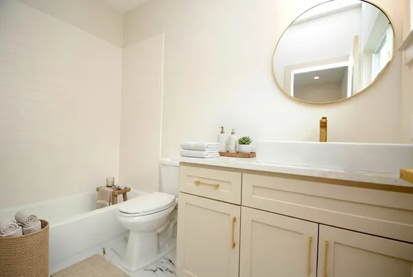 $3,300 | 6312 Illinois Street, Unit C, Houston, TX 77021