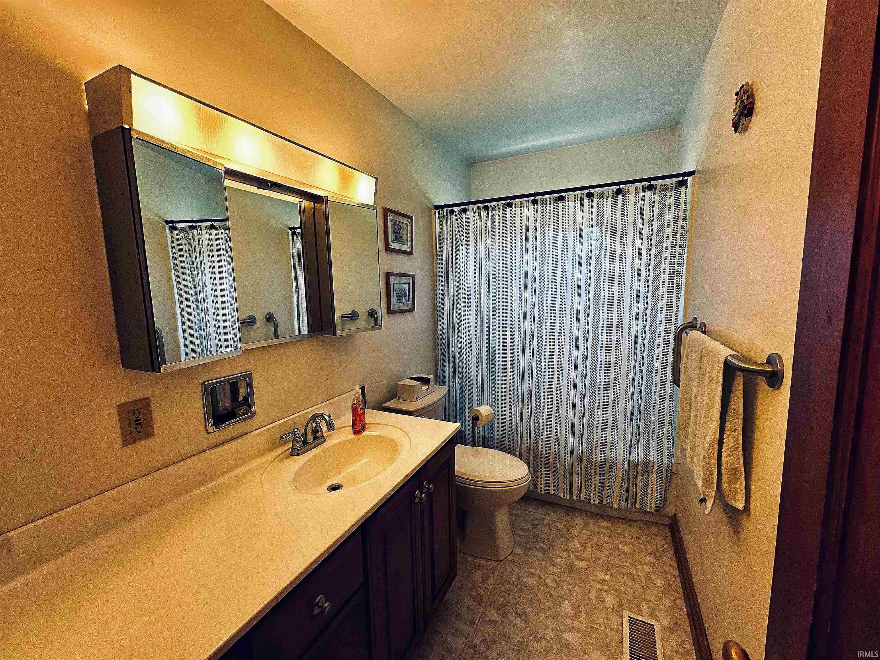 5 West 250 South Washington, IN 47501 - Photo 14 of 41