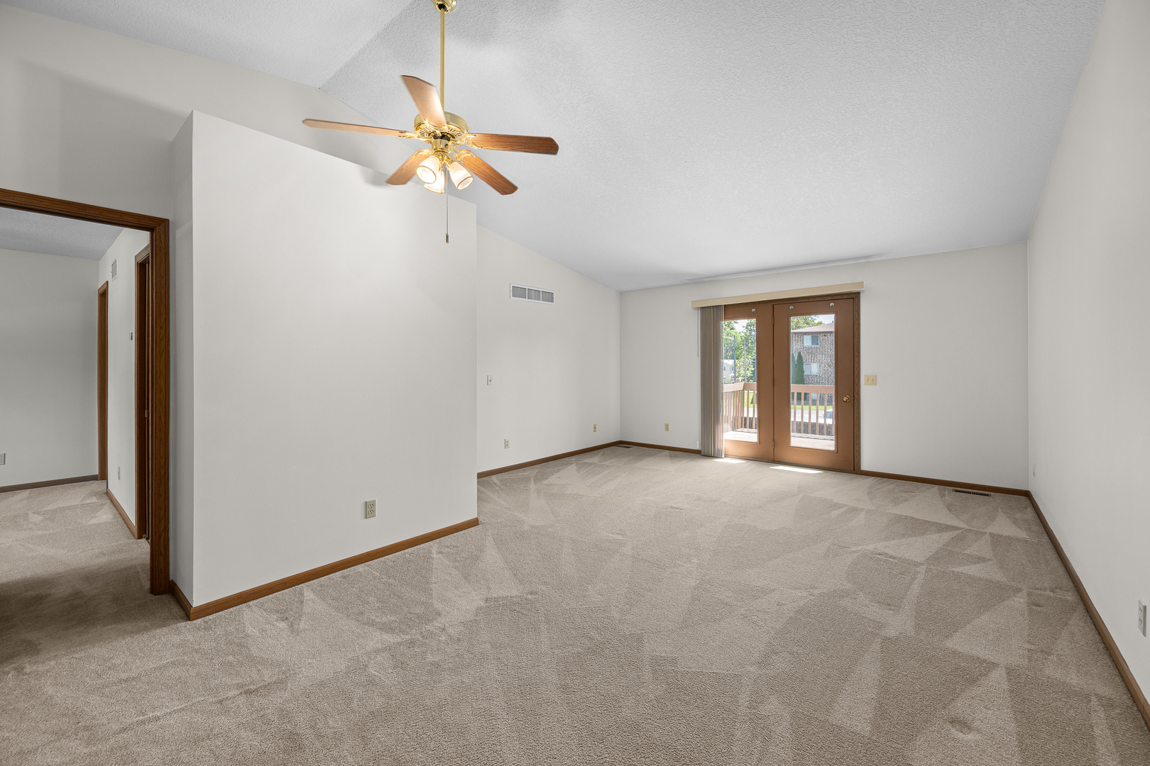 3004 3rd Street, Unit 10 Moline, IL 61265 - Photo 5 of 26