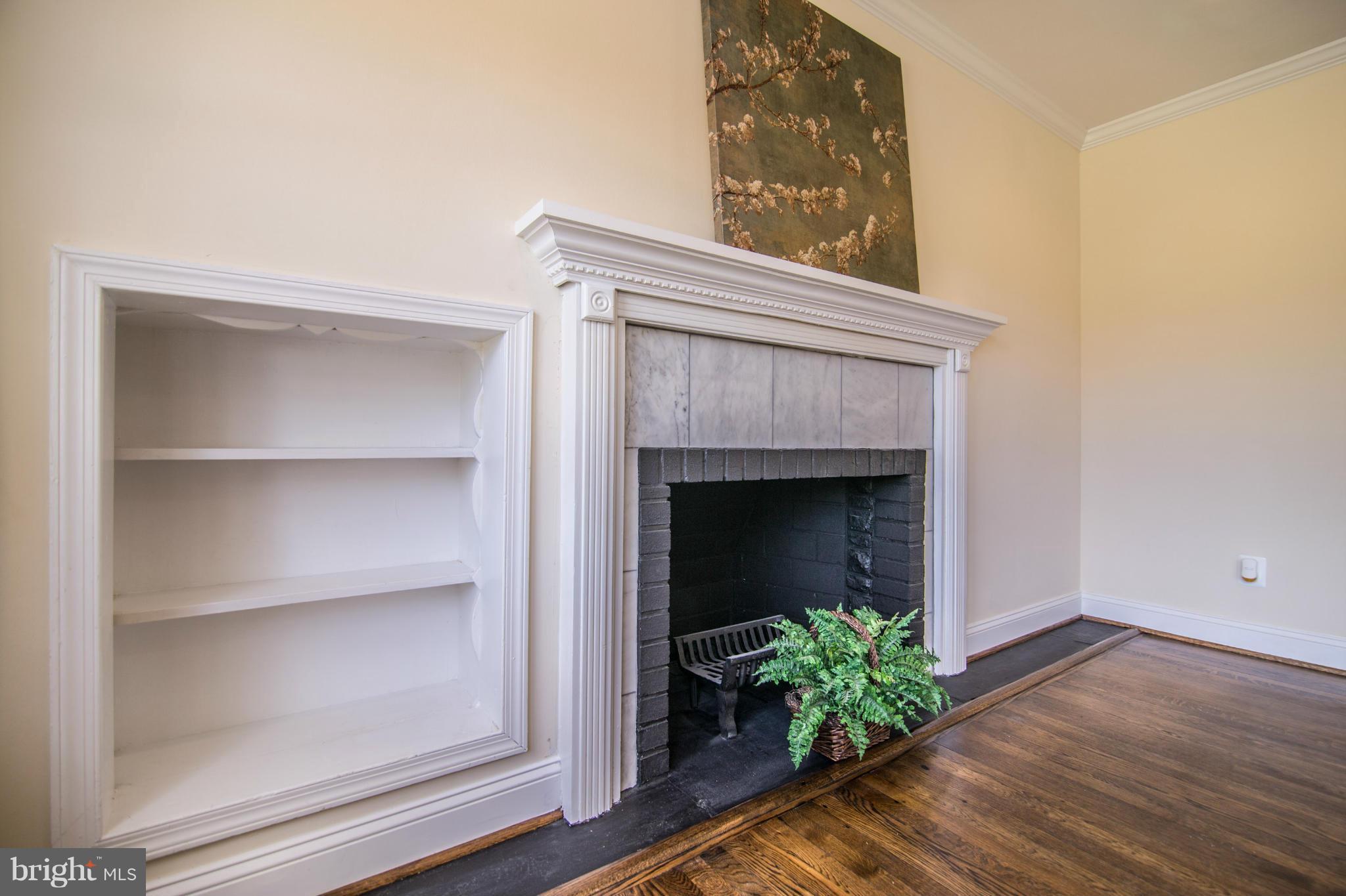 2407 Metzerott Road Adelphi, MD 20783 - Photo 5 of 30 Living Room