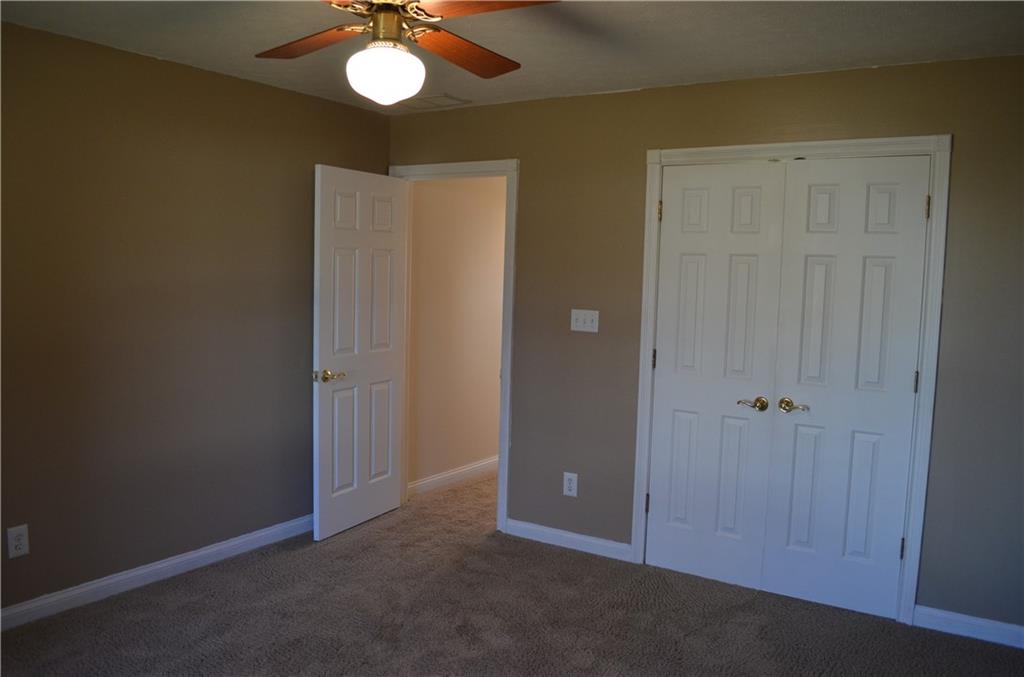 2966 Prairie Stream Way Columbus, IN 47203 - Photo 23 of 29 Gallery Image 23