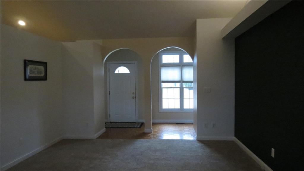 2966 Prairie Stream Way Columbus, IN 47203 - Photo 6 of 29 Gallery Image 6