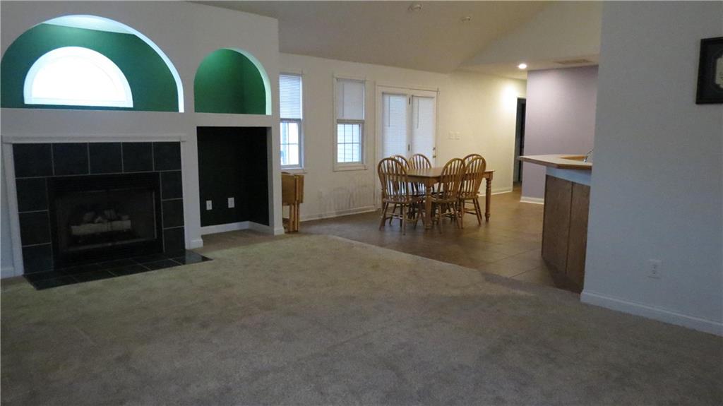 2966 Prairie Stream Way Columbus, IN 47203 - Photo 7 of 29 Gallery Image 7