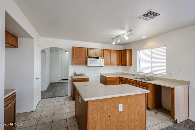 $1,595 | 11498 West Shaw Butte Drive, El Mirage, AZ 85335