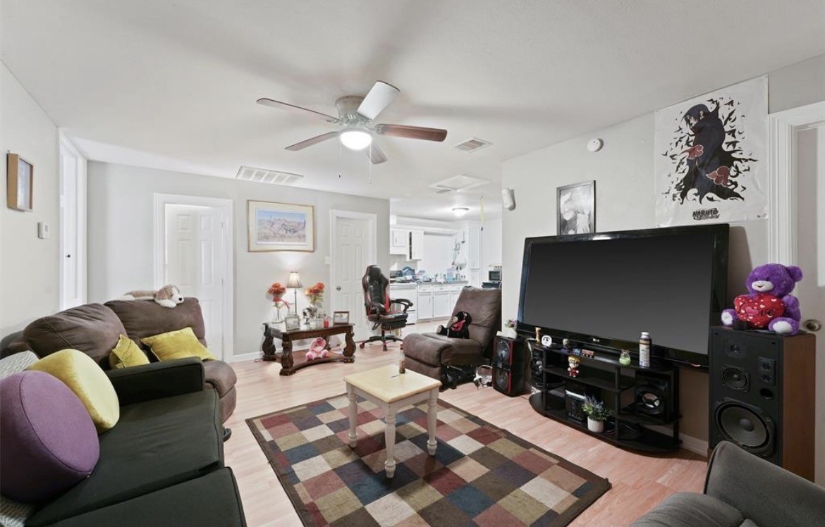 8538 Sunderland Road, Unit B Houston, TX 77028 - Photo 7 of 7