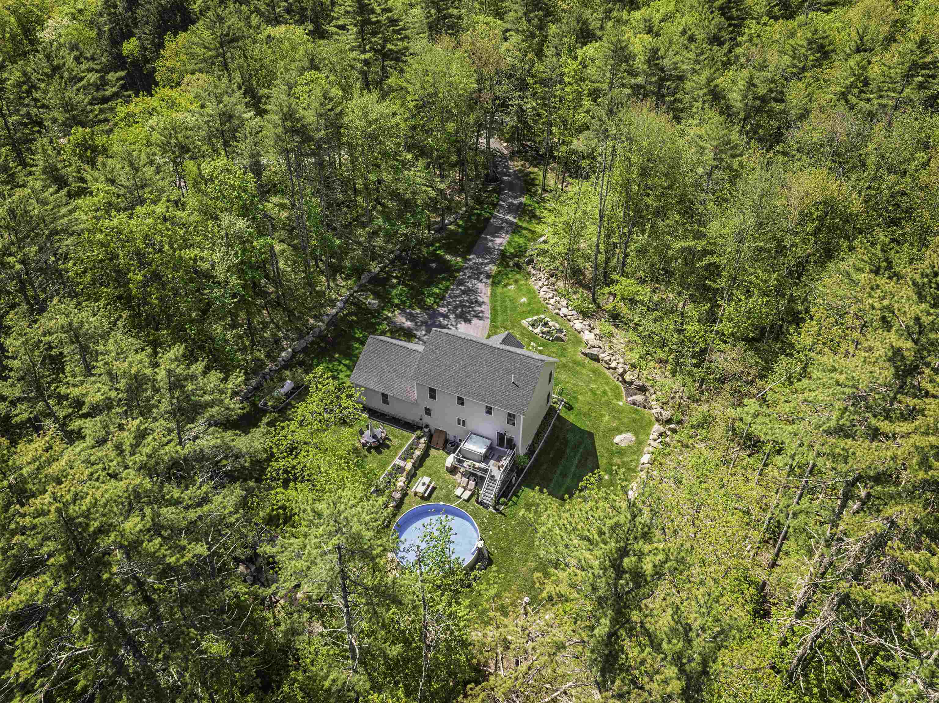 16 Stagecoach Road Barrington, NH 03825 - Photo 45 of 47
