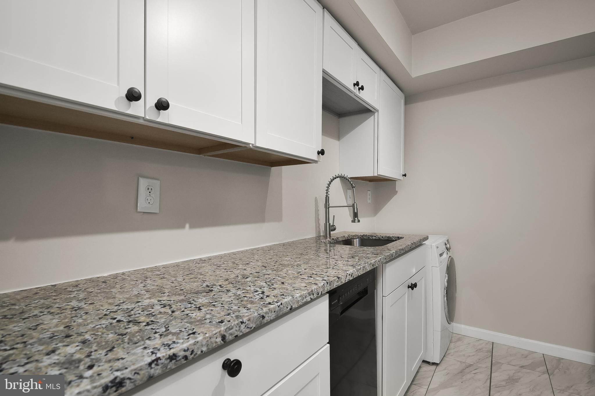 645 Bywater Road Annapolis, MD 21401 - Photo 18 of 38 Kitchen