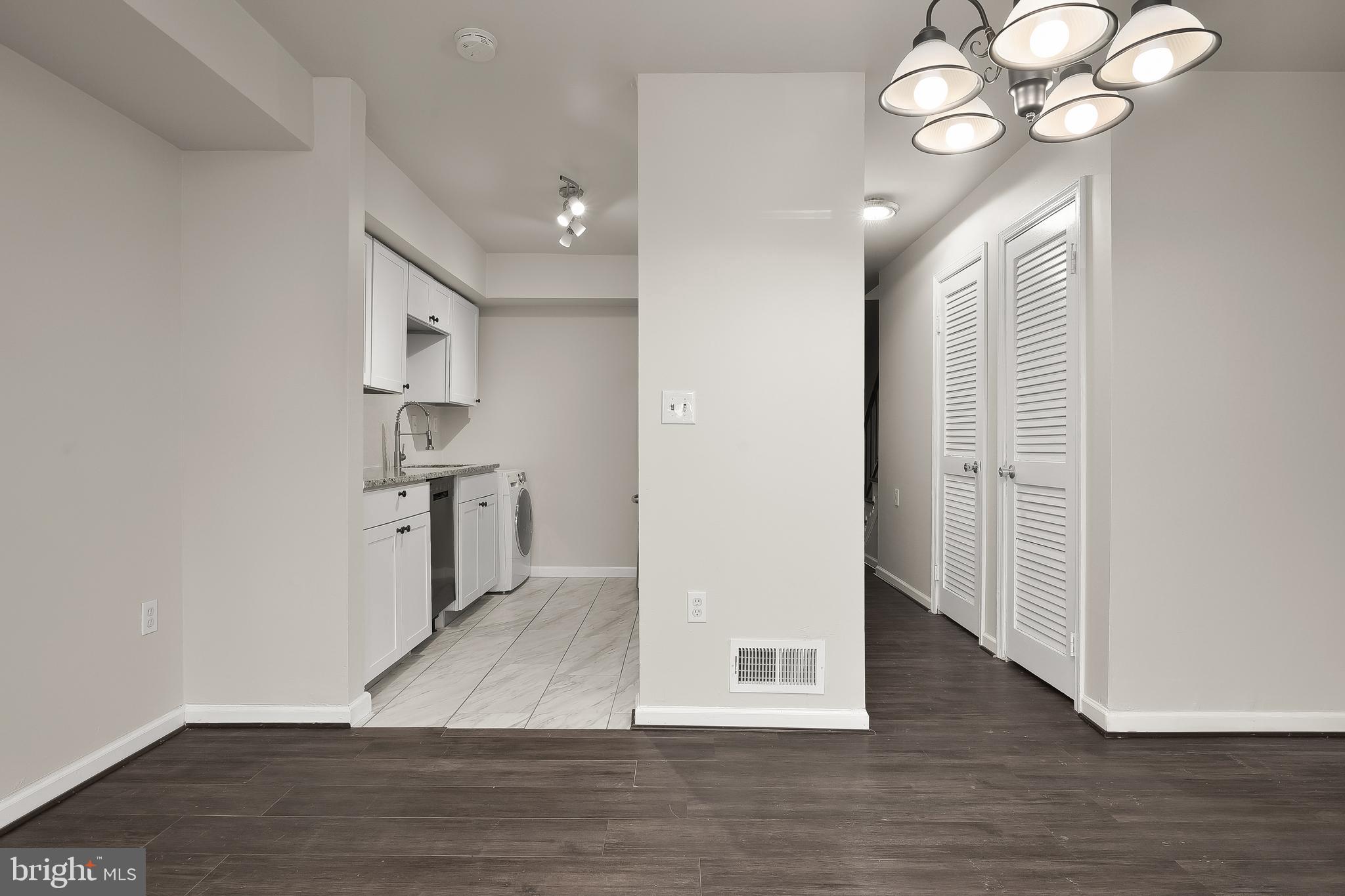 645 Bywater Road Annapolis, MD 21401 - Photo 21 of 38 Dining Room