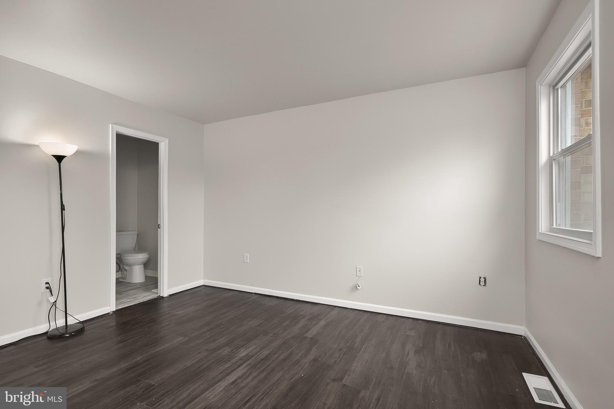 645 Bywater Road Annapolis, MD 21401 - Photo 25 of 38 Primary Bedroom