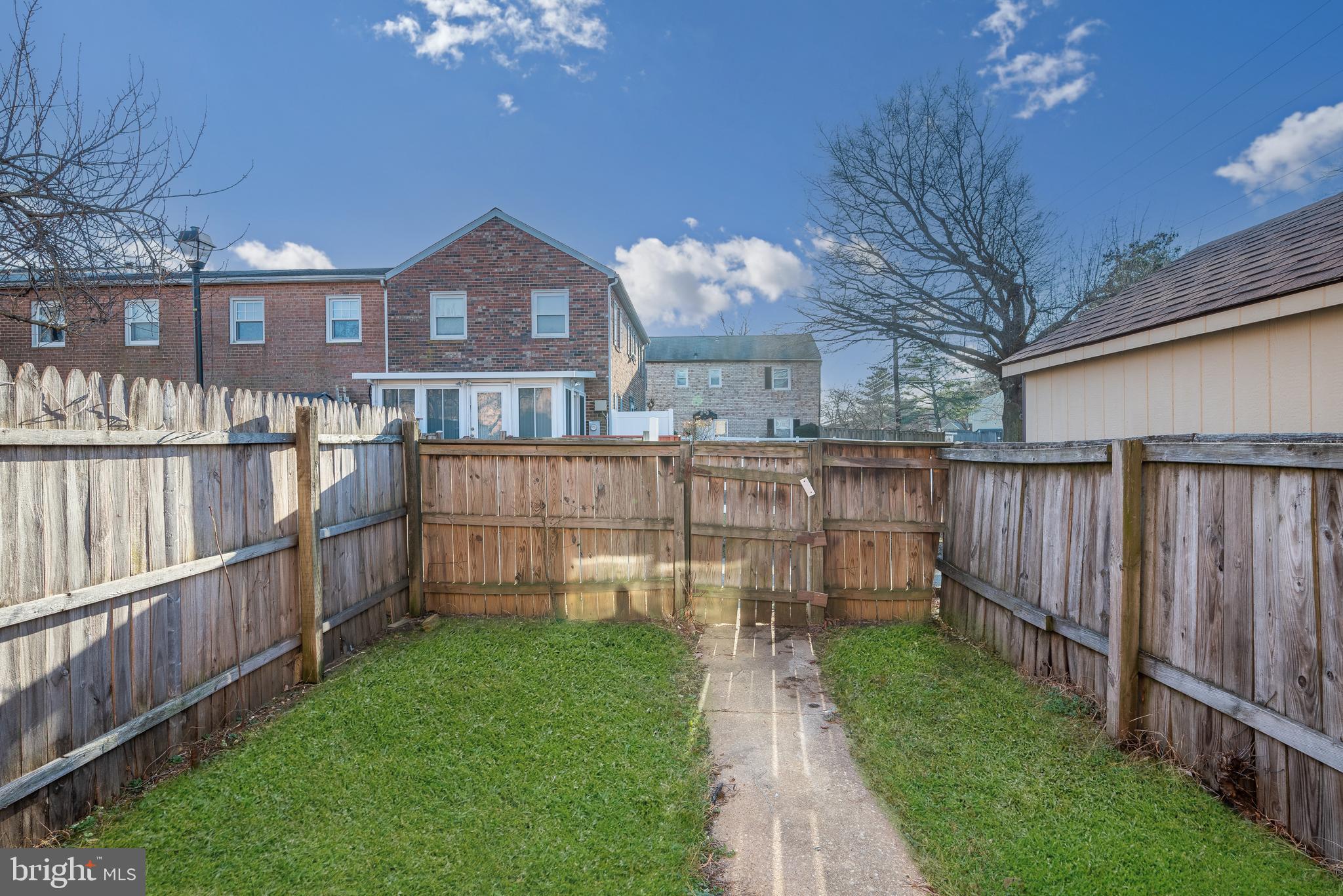 645 Bywater Road Annapolis, MD 21401 - Photo 32 of 38 Rear Yard