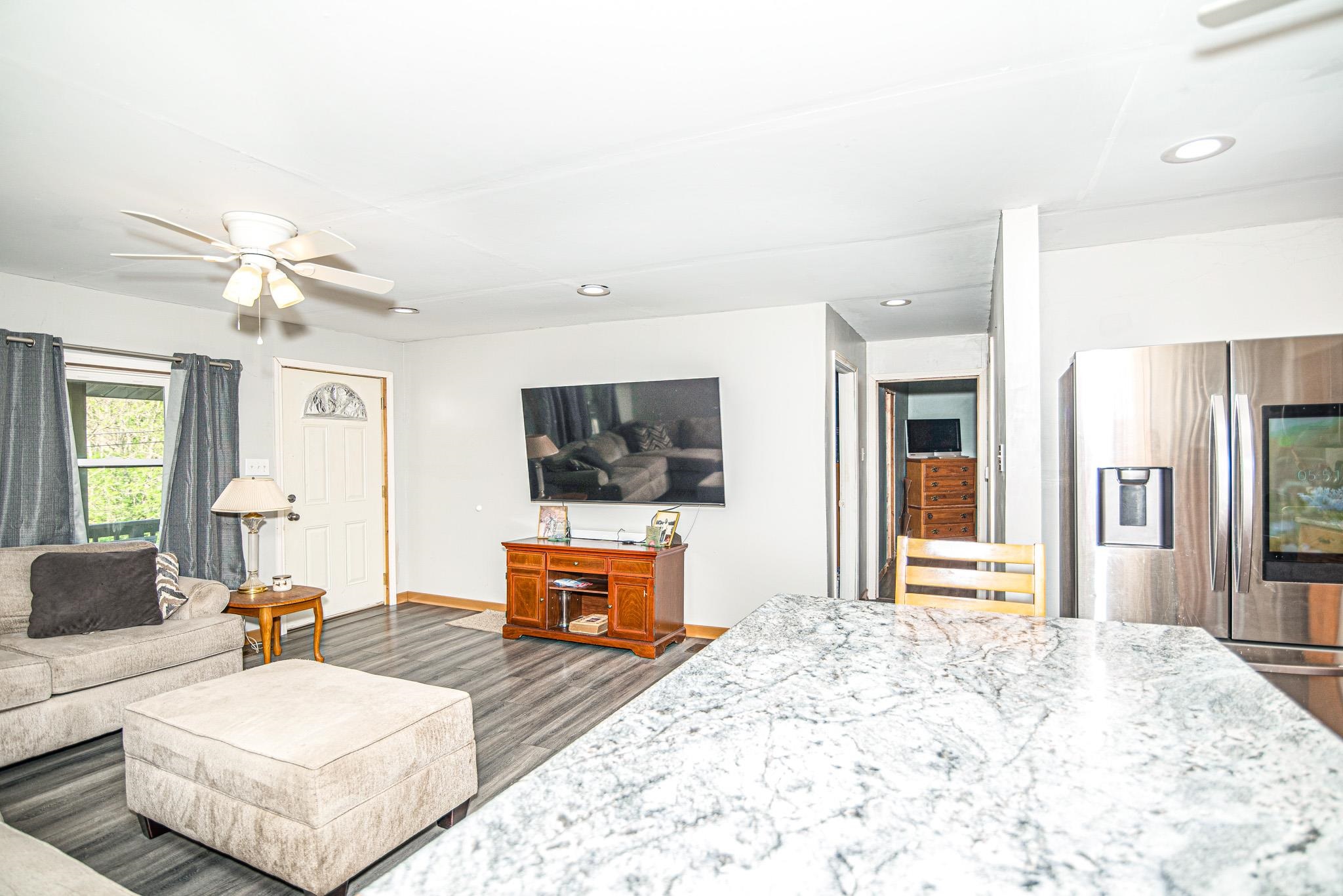 328 West Dog Ridge Road Ashland, KY 41102 - Photo 7 of 17 Gallery Image 7
