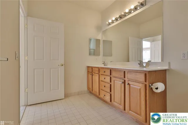 $460,000 | 13 Devonshire Drive, Easton, PA 18045