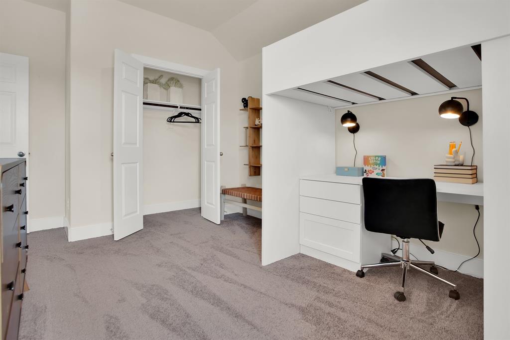 2001 Ridgecrest Lane Sherman, TX 75092 - Photo 5 of 25 Full_2001_Ridgecrest_Sherman-2754