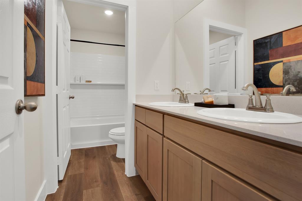 2001 Ridgecrest Lane Sherman, TX 75092 - Photo 9 of 25 Full_2001_Ridgecrest_Sherman-2742