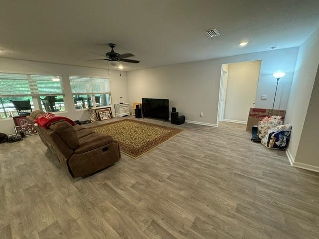32807 North Pickens Avenue Lillian, AL 36549 - Photo 9 of 49 LIVING ROOM