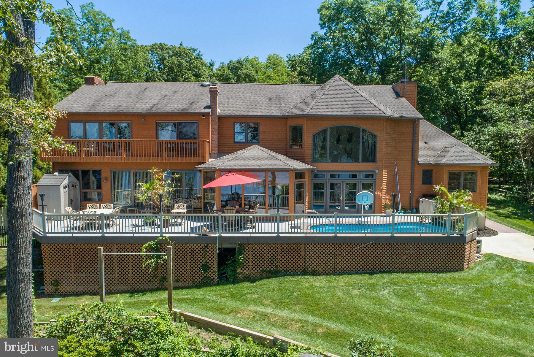 342 Hunner Road Pasadena, MD 21122 - Photo 3 of 67 WOW house has in-deck pool and great entertaining