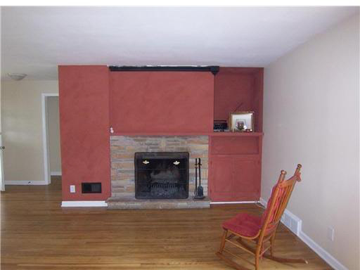 51814 Fir Road Granger, IN 46530 - Photo 7 of 12 Gallery Image 7