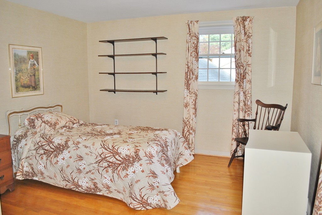 9 Todd Road Nashua, NH 03064 - Photo 13 of 19