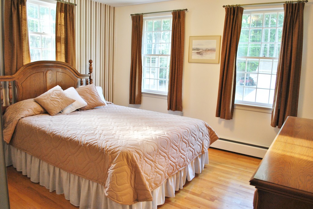 9 Todd Road Nashua, NH 03064 - Photo 15 of 19