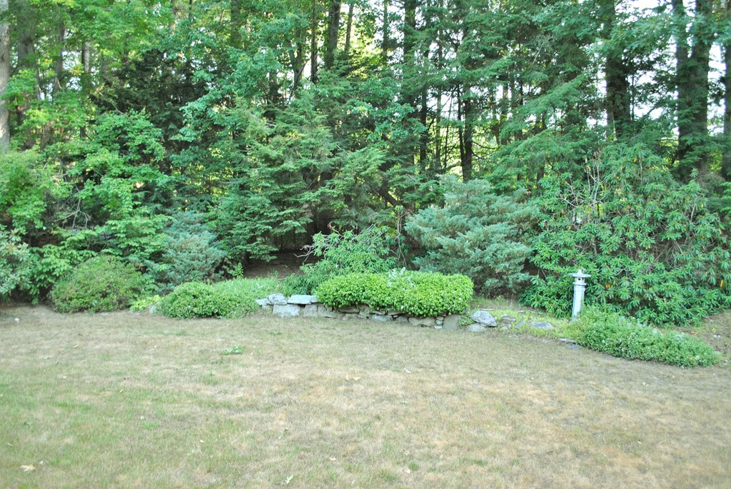 9 Todd Road Nashua, NH 03064 - Photo 18 of 19